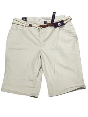 Gloria Vanderbilt Women's Bermuda Shorts - Cream Size 16